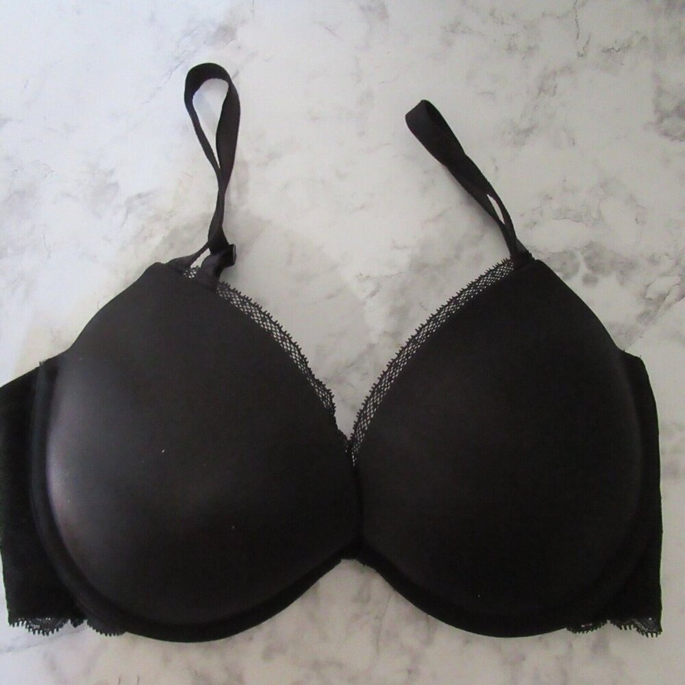 Calvin Klein Bra 36C Black Underwire Padded‎ Back Closure